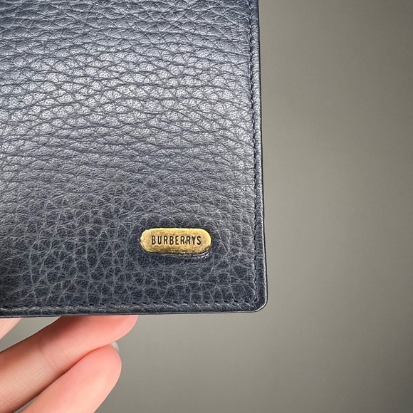 BURBERRYS  vintage man walletEUC - Picture 3 of 8